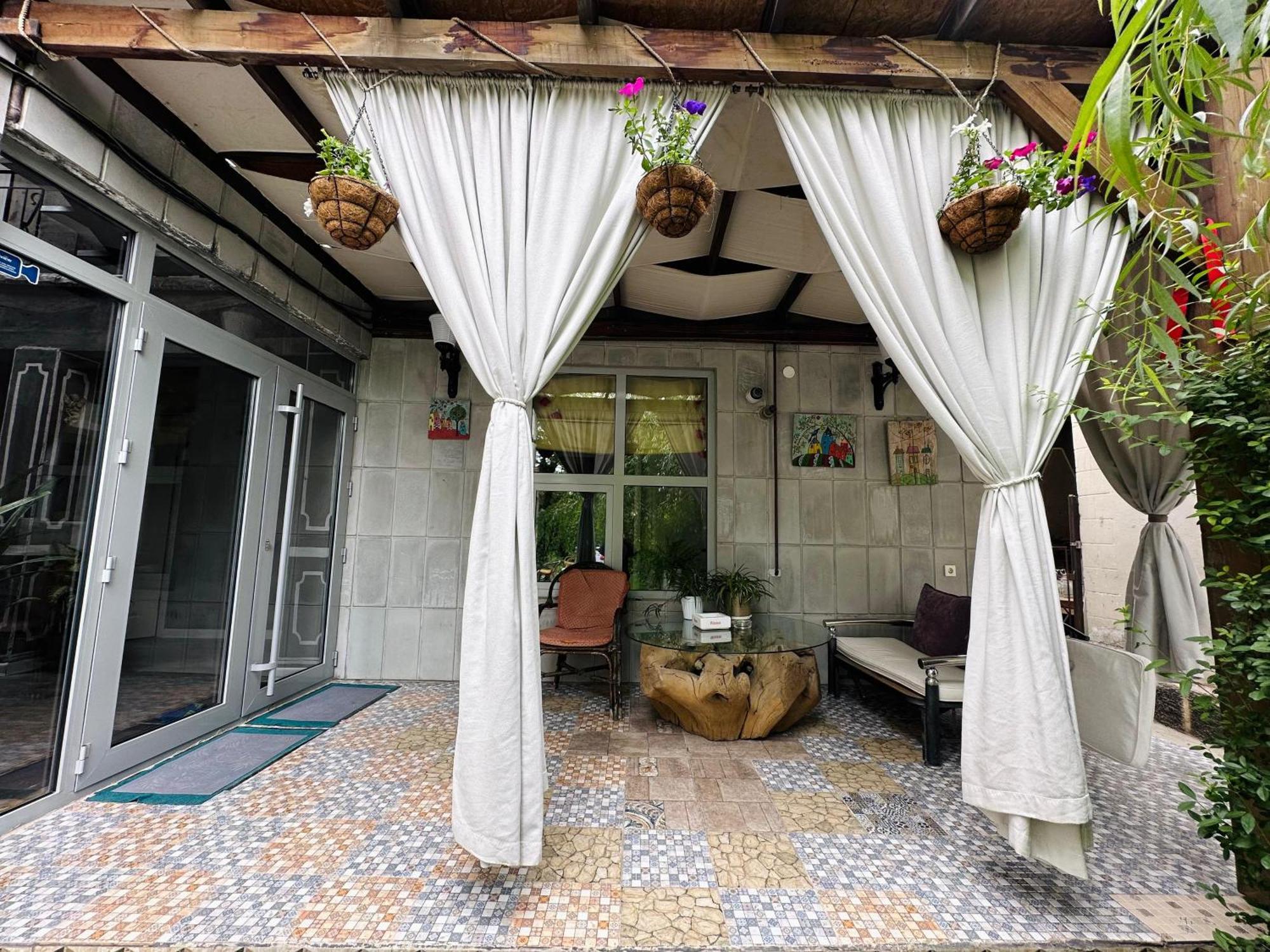 Art House Sweet Home Shymkent Bagian luar foto