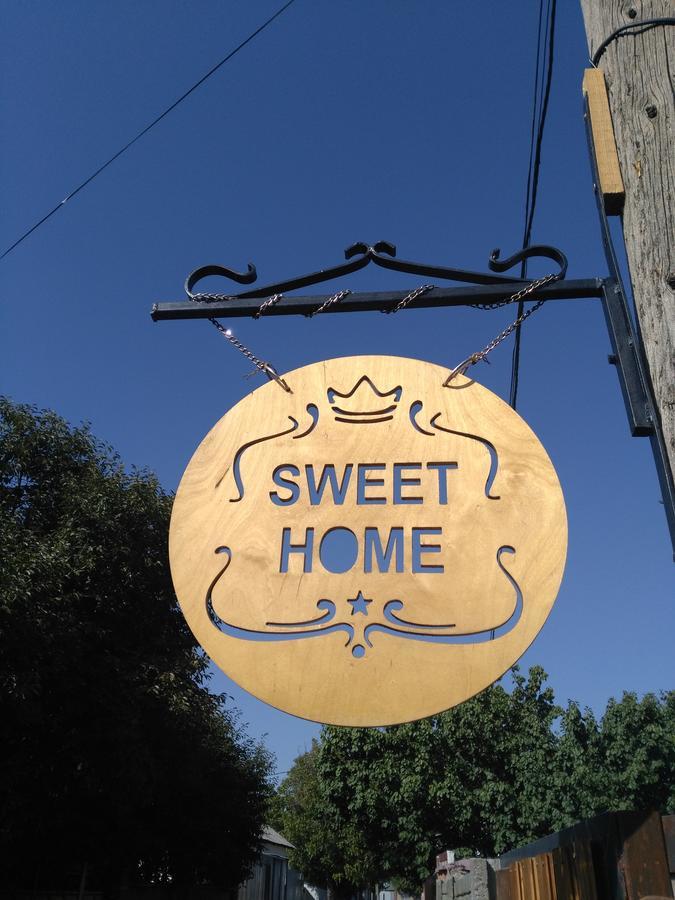 Art House Sweet Home Shymkent Bagian luar foto