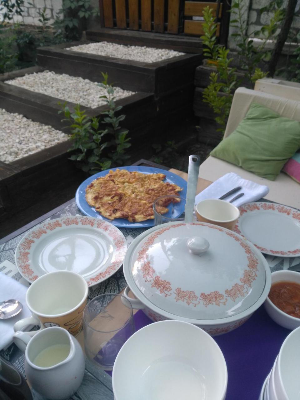 Art House Sweet Home Shymkent Bagian luar foto